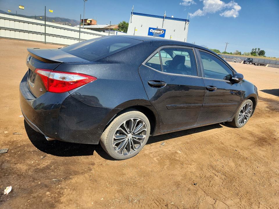 Photo 3 from auction – 2015 TOYOTA COROLLA with VIN 5YFBURHE7FP216850