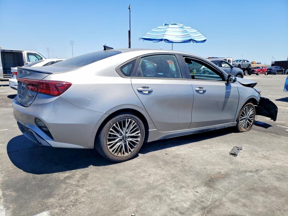 Photo 3 from auction – 2023 KIA FORTE with VIN 3KPF54AD4PE612031