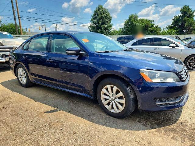 Photo 4 from auction – 2014 VOLKSWAGEN PASSAT with VIN 1VWAT7A30EC077161