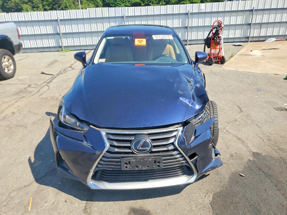 Photo 5 from auction – 2018 LEXUS IS with VIN JTHC81D26J5030999