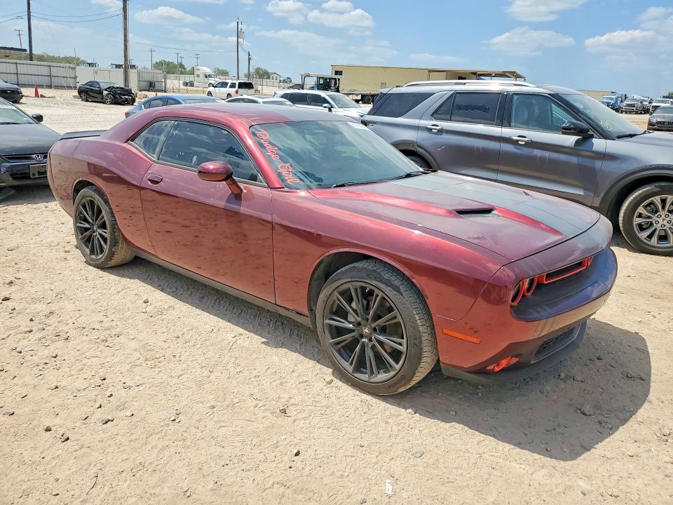 Photo 4 from auction – 2022 DODGE CHALLENGER with VIN 2C3CDZAG0NH188138