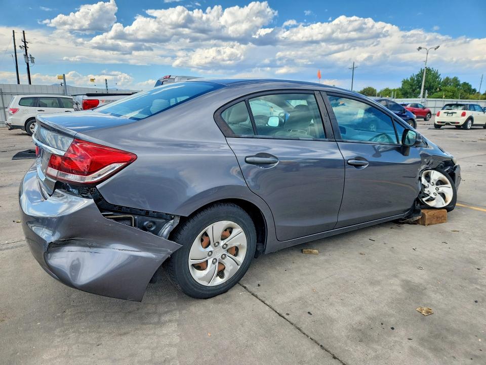 Photo 3 from auction – 2013 HONDA CIVIC with VIN 19XFB2F51DE018345