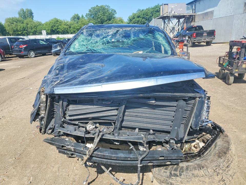 Photo 5 from auction – 2016 CADILLAC ESCALADE with VIN 1GYS4BKJ2GR302792