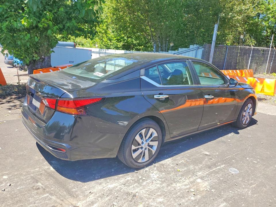 Photo 3 from auction – 2021 NISSAN ALTIMA with VIN 1N4BL4BV0MN373280
