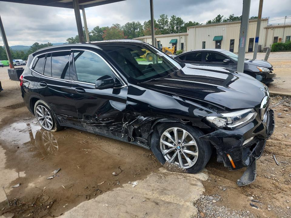 صورة رقم 4 من المزاد - 2018 BMW X3 مع VIN 5UXTR9C54JLD68553