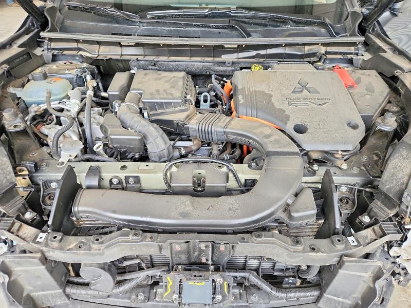 Photo 12 from auction – 2025 MITSUBISHI OUTLANDER with VIN JA4T5WA98SZ001968