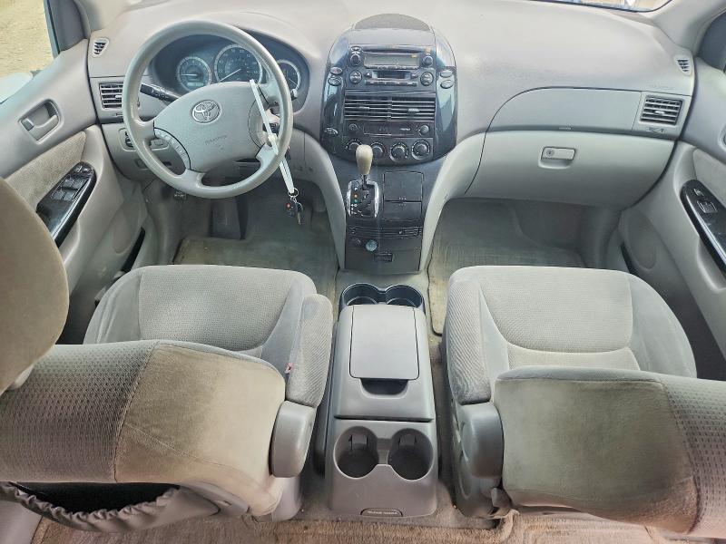 Photo 8 from auction – 2004 TOYOTA SIENNA with VIN 5TDZA23C24S059561