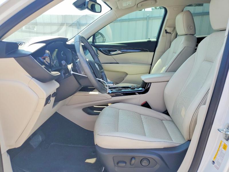 Photo 7 from auction – 2021 BUICK ENVISION with VIN LRBFZNR47MD141440