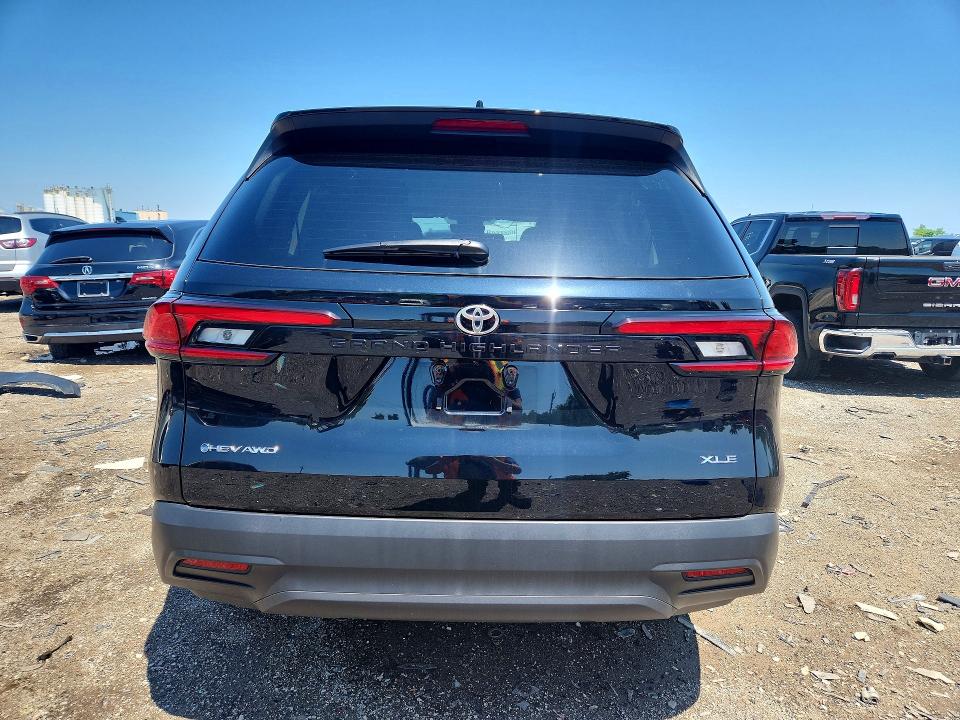 Photo 6 from auction – 2026 TOYOTA GRAND HIGHLANDER HYBRID with VIN 5TDACAB53TS071608