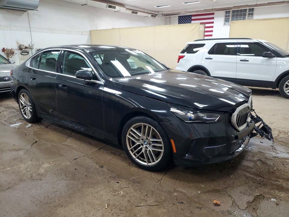 Снимка 4 от търг – 2024 BMW 530 с VIN WBA53FJ05RCP67771