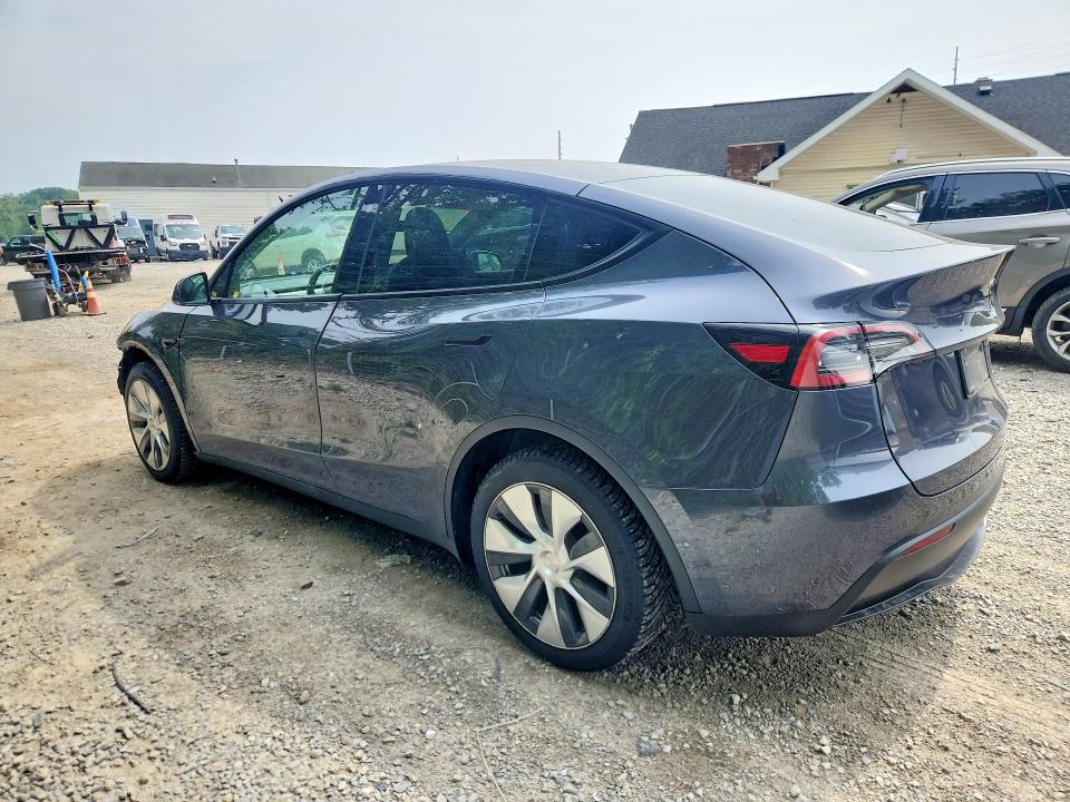 Photo 2 from auction – 2022 TESLA MODEL Y with VIN 7SAYGDEEXNF390983