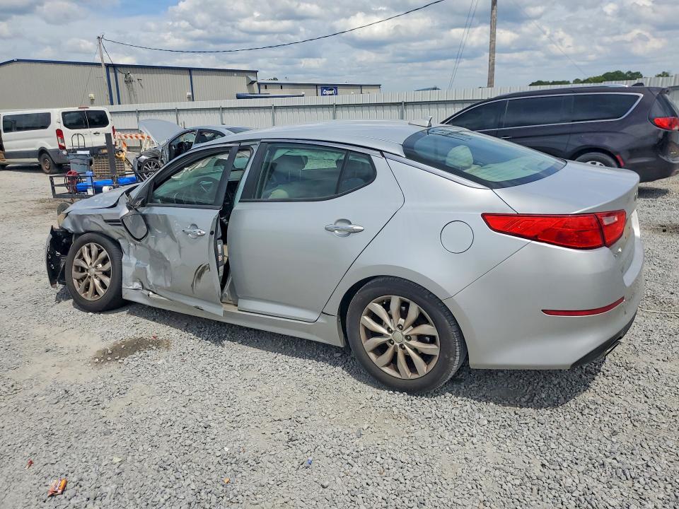 Photo 2 from auction – 2015 KIA OPTIMA with VIN 5XXGM4A77FG429715