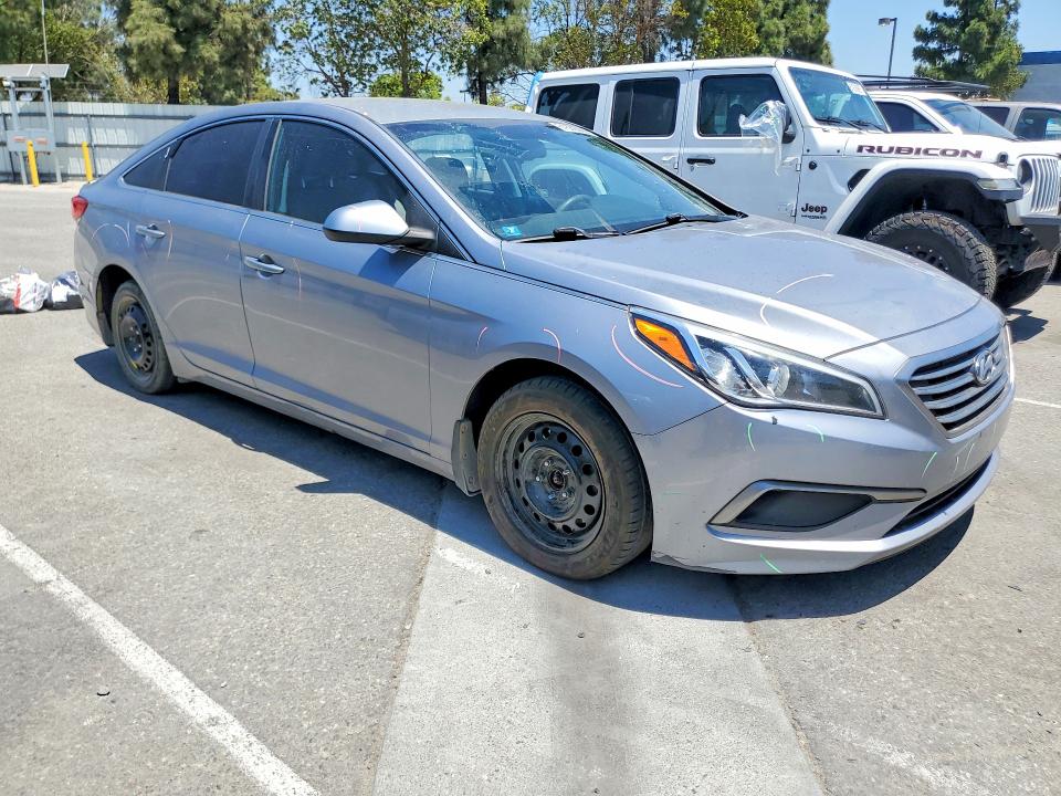 Photo 4 from auction – 2016 HYUNDAI SONATA with VIN 5NPE24AFXGH334348