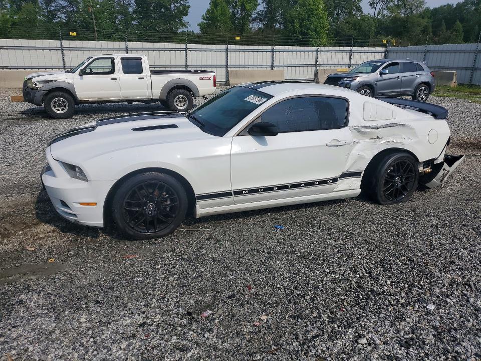 2014 FORD MUSTANG - Търг №62937796