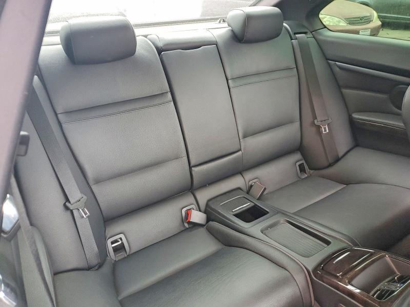 Photo 10 from auction – 2012 BMW 328 with VIN WBAKE5C52CE756125