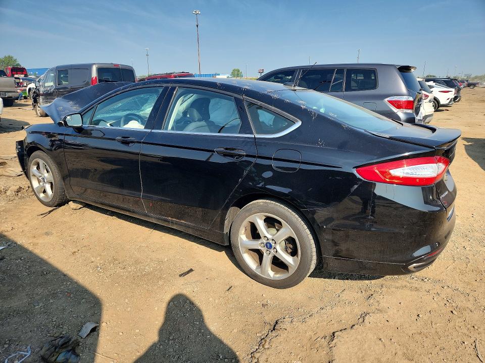 Photo 2 from auction – 2016 FORD FUSION with VIN 3FA6P0T92GR175611