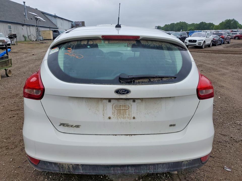 Photo 6 from auction – 2017 FORD FOCUS with VIN 1FADP3K23HL215823