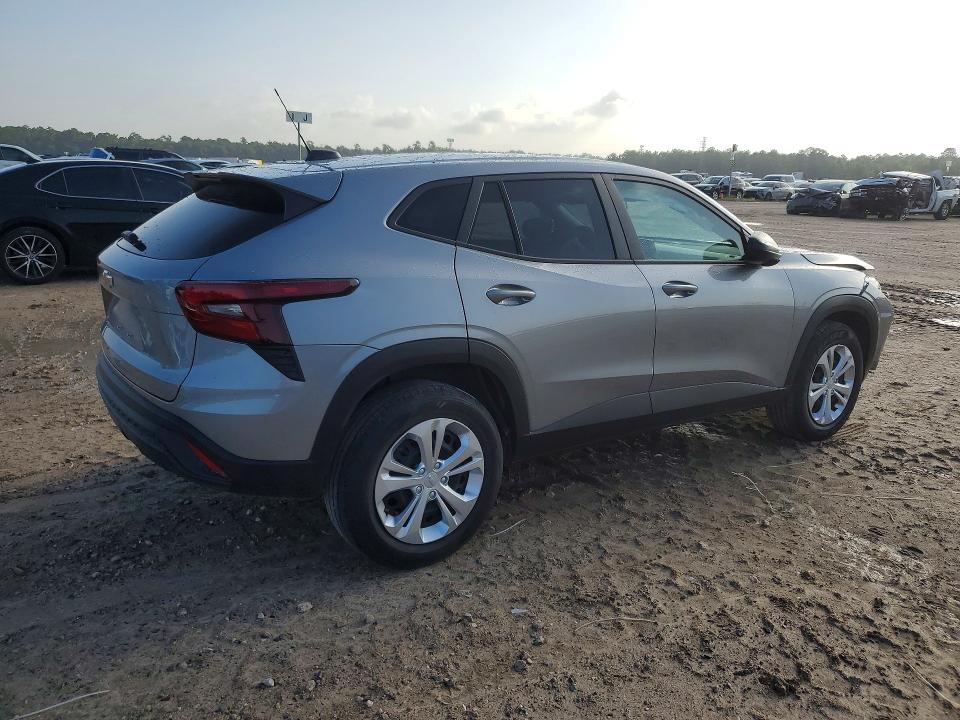 Photo 3 from auction – 2026 CHEVROLET TRAX with VIN KL77LFEP6TC044633