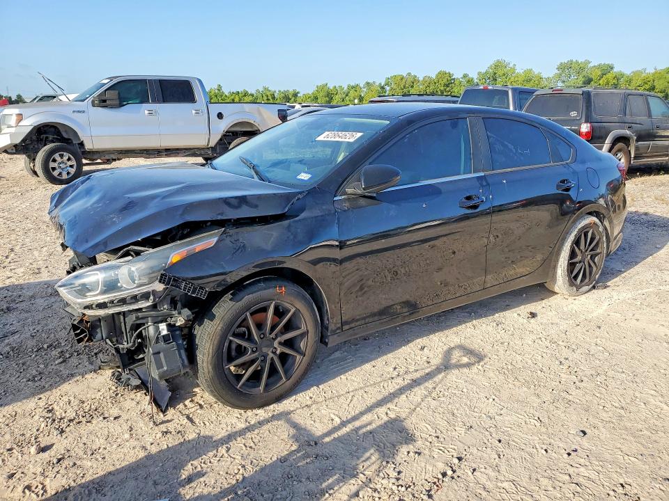 KIA FORTE 2020 with VIN 3KPF24AD5LE167429 - Photo from auction