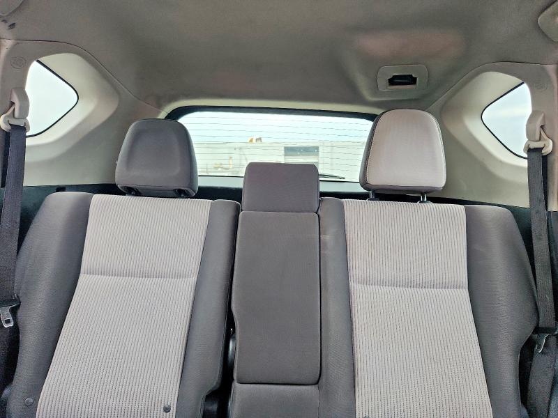 Foto 10 de la subasta – 2015 TOYOTA RAV4 con VIN JTMBFREV5FD173059