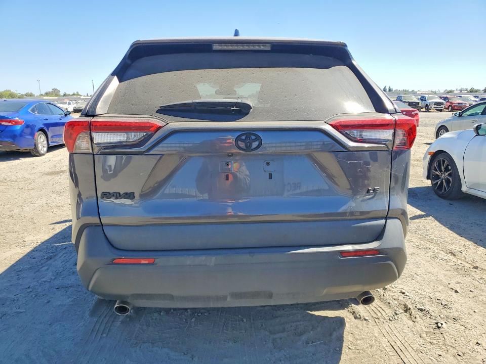 Photo 6 from auction – 2023 TOYOTA RAV4 with VIN 2T3K1RFVXPW271182