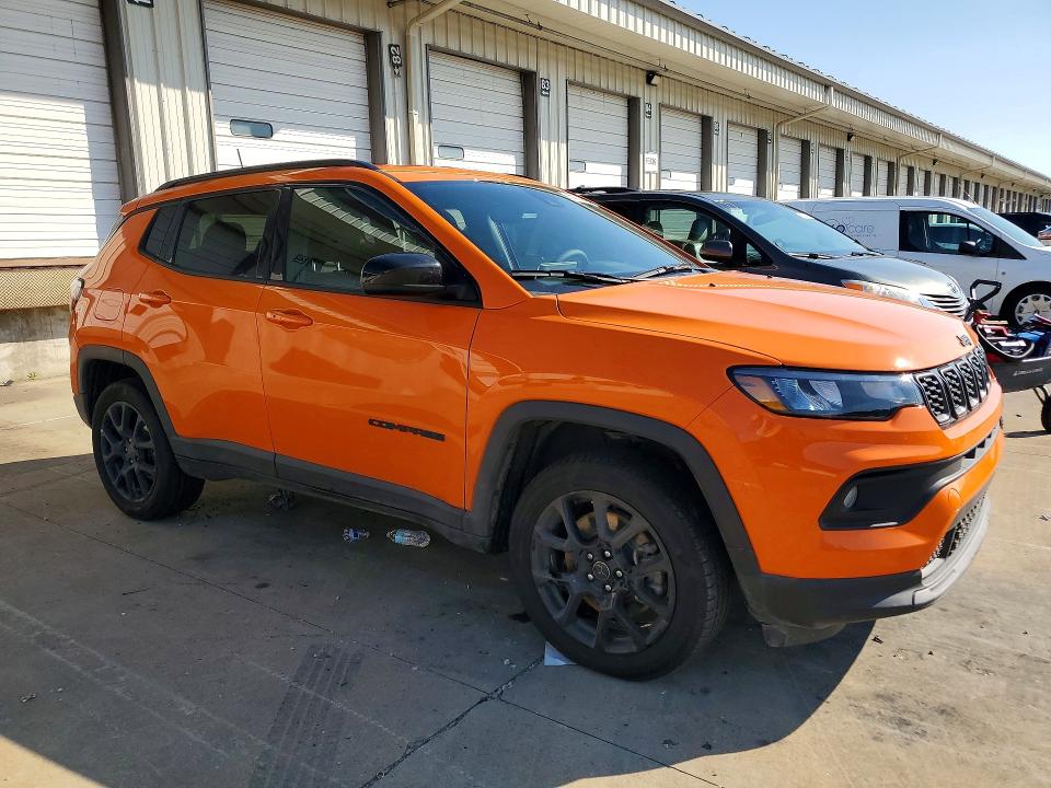 Photo 4 from auction – 2026 JEEP COMPASS with VIN 3C4NJDBN2TT179426