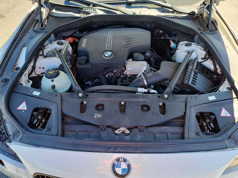 Photo 11 from auction – 2016 BMW 528 with VIN WBA5A5C58GD527095
