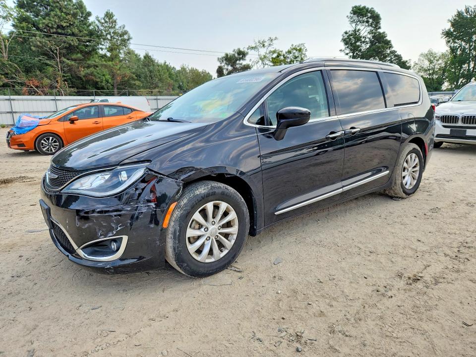 2019 CHRYSLER PACIFICA - Търг №61400296