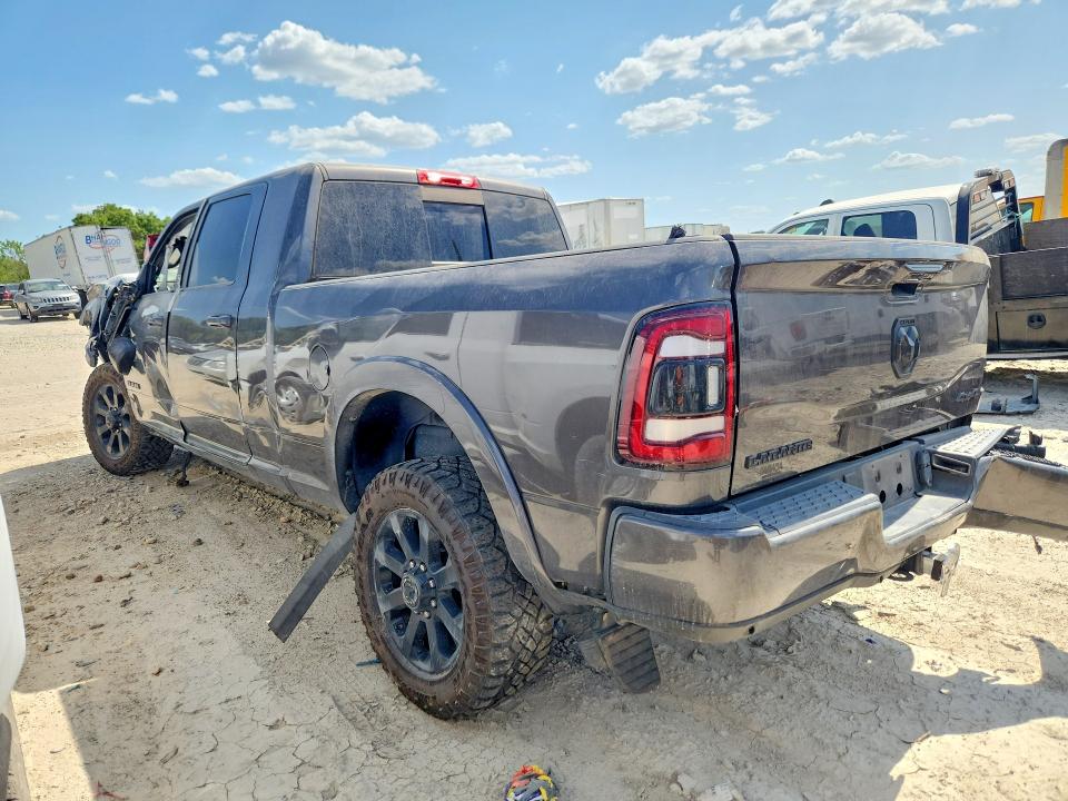 Фото 2 с аукциона – 2022 RAM 2500 с VIN 3C6UR5NL7NG240826