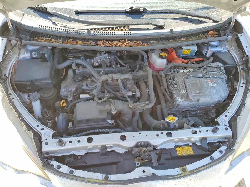 Photo 11 from auction – 2012 TOYOTA PRIUS C with VIN JTDKDTB34C1506841