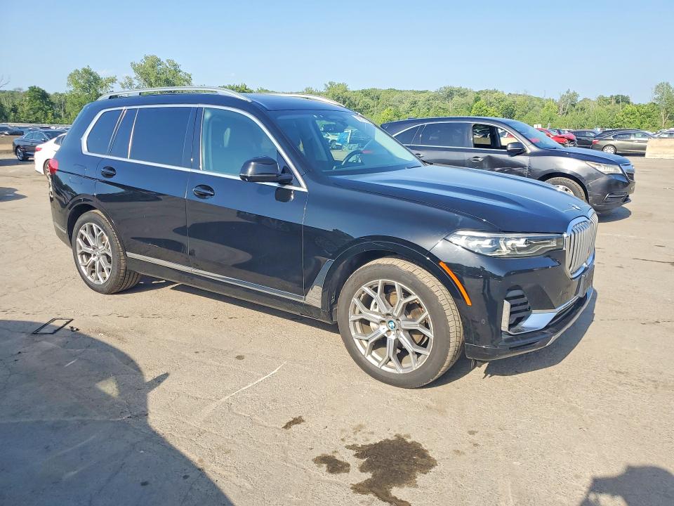 Photo 4 from auction – 2020 BMW X7 with VIN 5UXCW2C05L9B45412