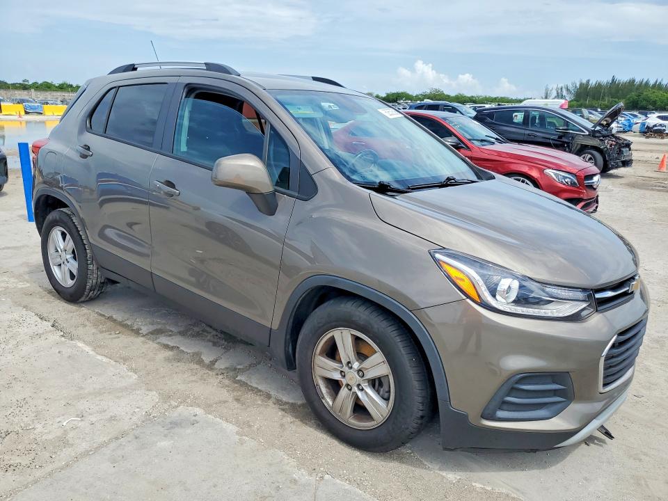 Photo 4 from auction – 2022 CHEVROLET TRAX with VIN KL7CJLSMXNB501028
