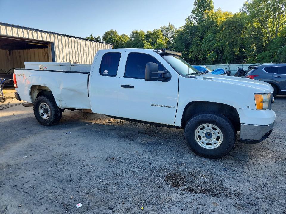 Photo 4 from auction – 2007 GMC SIERRA with VIN 1GTHK29K37E591497