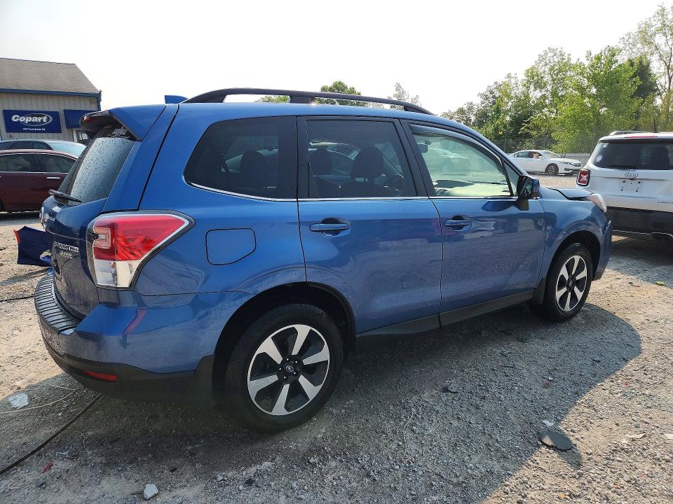 Photo 3 from auction – 2017 SUBARU FORESTER with VIN JF2SJAJC2HH447612