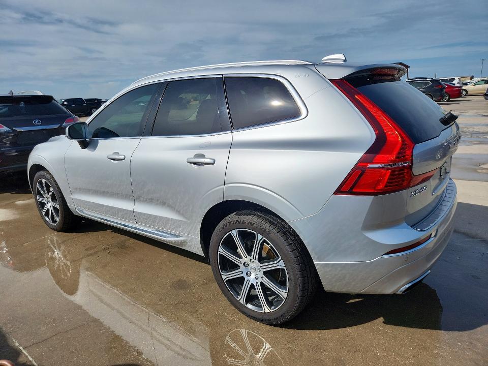 Photo 2 from auction – 2021 VOLVO XC60 with VIN YV4102DL4M1825640
