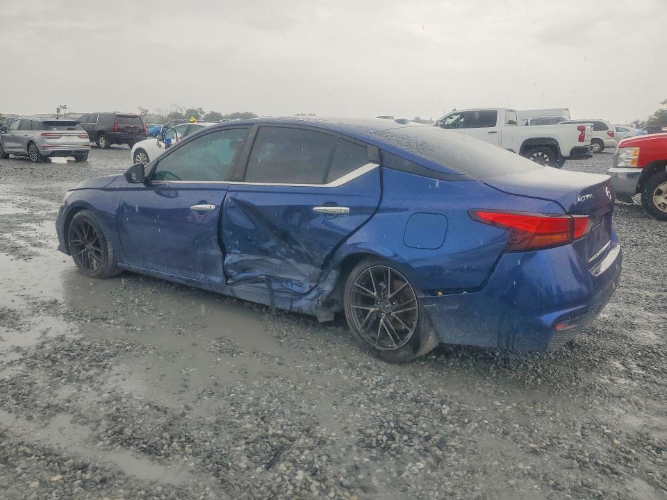 Photo 2 from auction – 2020 NISSAN ALTIMA with VIN 1N4BL4BV5LC262251