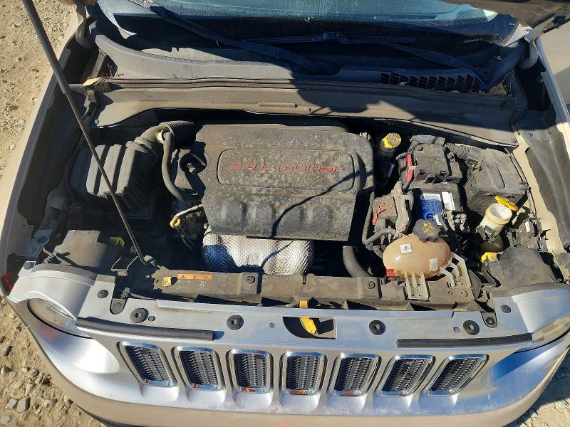 Photo 12 from auction – 2016 JEEP RENEGADE with VIN ZACCJBDT3GPC59211