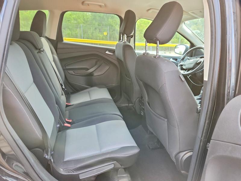 Photo 11 from auction – 2019 FORD ESCAPE with VIN 1FMCU9GD5KUA61575