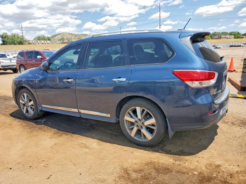 Photo 2 from auction – 2015 NISSAN PATHFINDER with VIN 5N1AR2MM5FC600390