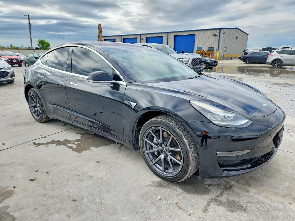 Photo 4 from auction – 2019 TESLA MODEL 3 with VIN 5YJ3E1EA9KF296341