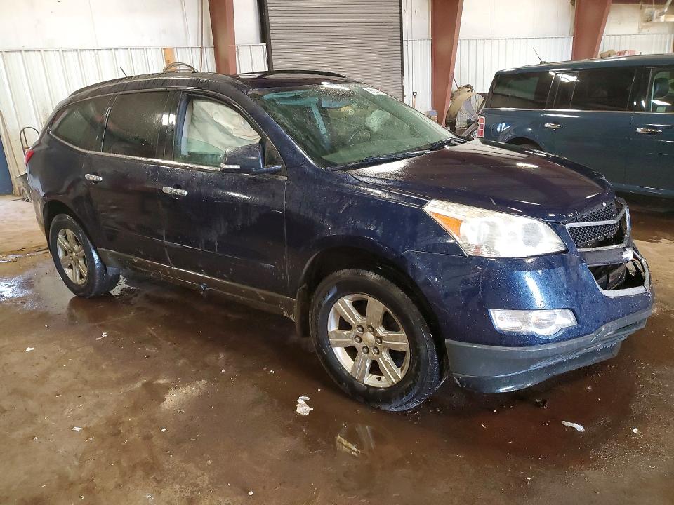 Photo 4 from auction – 2011 CHEVROLET TRAVERSE with VIN 1GNKRGED6BJ295399