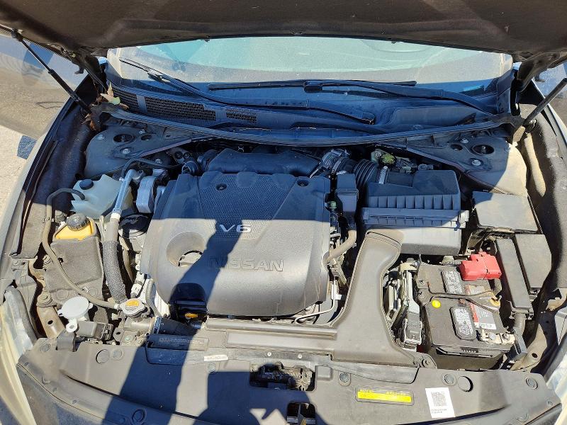 Zdjęcie 11 z aukcji – 2017 NISSAN MAXIMA z VIN 1N4AA6AP8HC379457