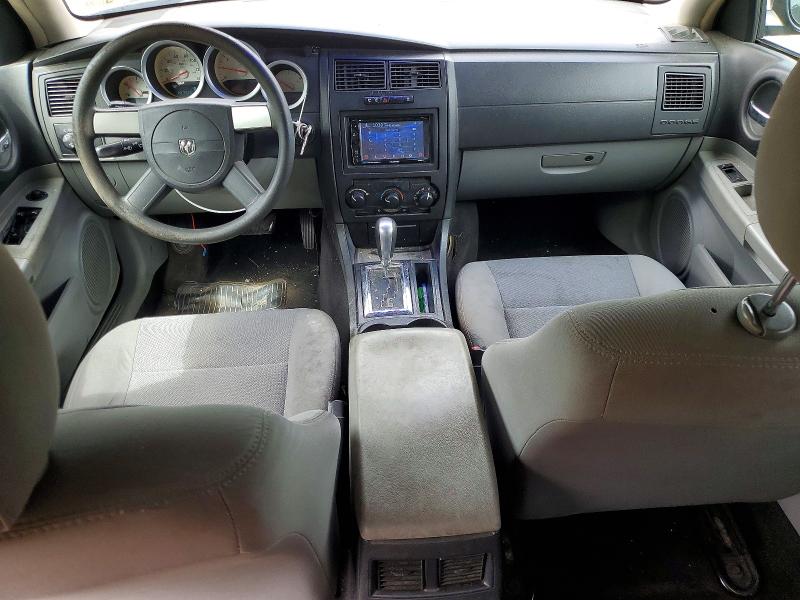 Photo 8 from auction – 2006 DODGE MAGNUM with VIN 2D4FV47V26H436392