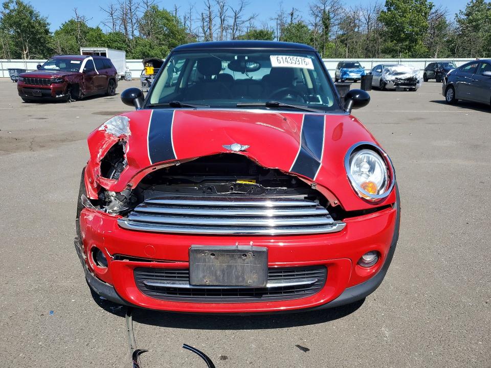 Zdjęcie 5 z aukcji – 2011 MINI COOPER z VIN WMWSU3C51BT183669