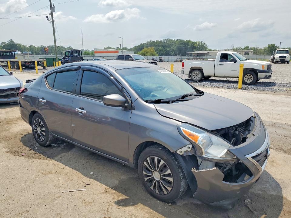 Photo 4 from auction – 2019 NISSAN VERSA with VIN 3N1CN7AP6KL852980