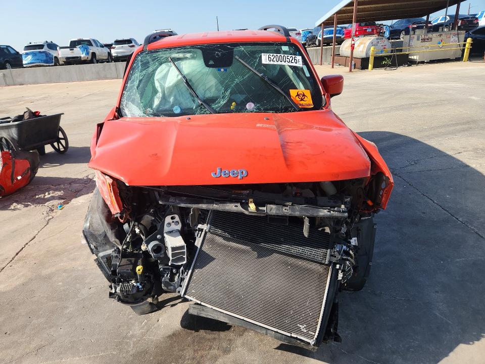 Photo 5 from auction – 2021 JEEP RENEGADE with VIN ZACNJCB12MPM24092
