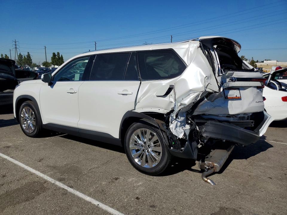 Photo 2 from auction – 2026 TOYOTA GRAND HIGHLANDER with VIN 5TDAAAB55TS138828