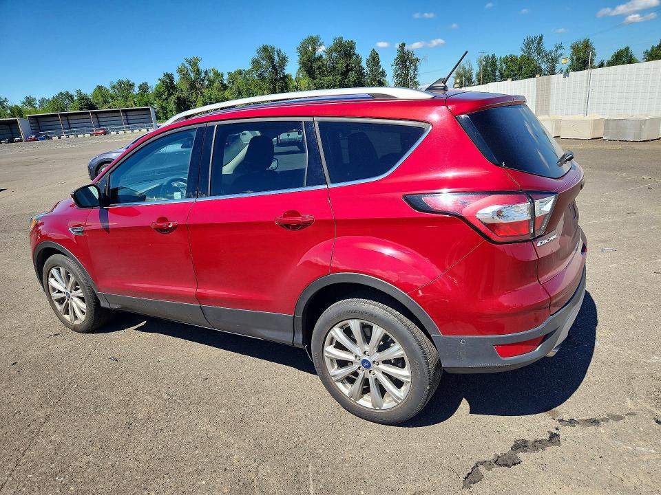 Photo 2 from auction – 2018 FORD ESCAPE with VIN 1FMCU0J95JUA04792
