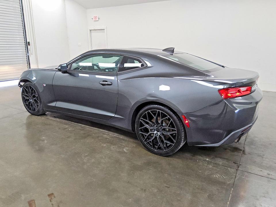 Photo 2 from auction – 2018 CHEVROLET CAMARO with VIN 1G1FB1RX2J0125294