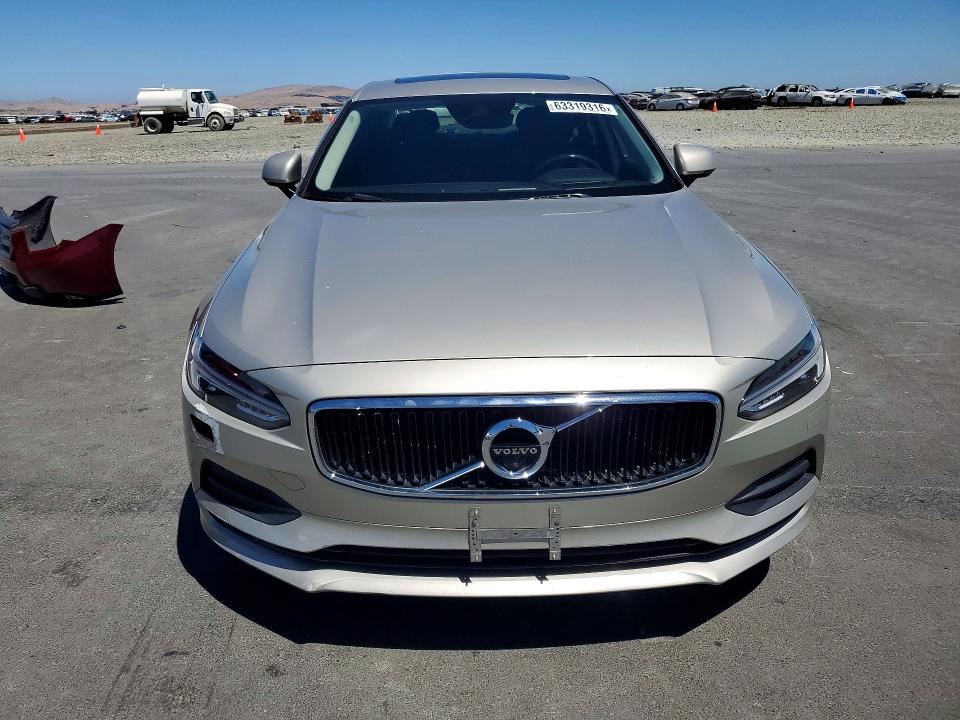 Photo 5 from auction – 2017 VOLVO S90 with VIN YV1A22MK0H1016091